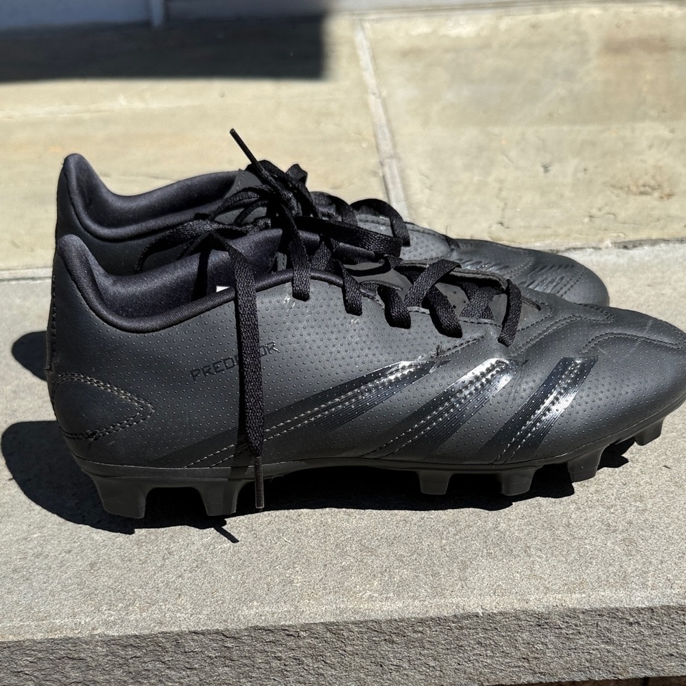 Adidas Soccer Cleats Predator Black Men's size 7